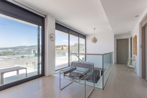 Сasa de 5 dormitorios en venta en Sant Vicenc De Montalt, Barcelona, Cataluña, Spain № 1424 - foto 23