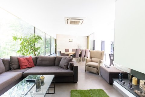 Сasa de 5 dormitorios en venta en Sant Cugat del Vallès, Barcelona, Cataluña, Spain № 1429 - foto 10