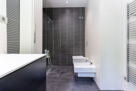 Сasa de 5 dormitorios en venta en Sant Cugat del Vallès, Barcelona, Cataluña, Spain № 1429 - foto 22