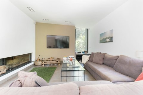 Сasa de 5 dormitorios en venta en Sant Cugat del Vallès, Barcelona, Cataluña, Spain № 1429 - foto 8
