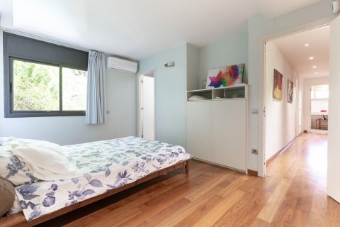 Сasa de 5 dormitorios en venta en Sant Cugat del Vallès, Barcelona, Cataluña, Spain № 1429 - foto 17