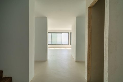 Сasa de 5 dormitorios en venta en Alella, Barcelona, Cataluña, Spain № 1428 - foto 9