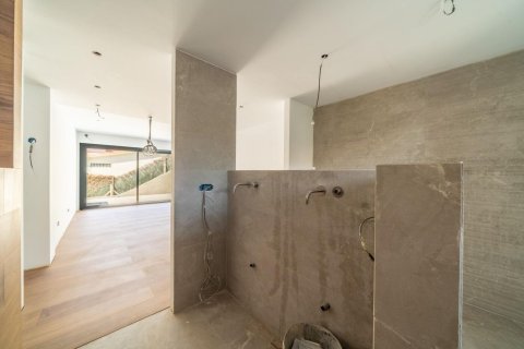 Сasa de 5 dormitorios en venta en Alella, Barcelona, Cataluña, Spain № 1428 - foto 20