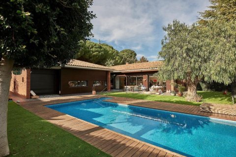 Сasa de 5 dormitorios en venta en Sant Vicenc De Montalt, Barcelona, Cataluña, Spain № 1426