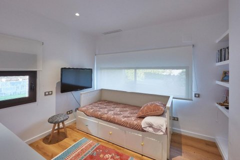 Сasa de 5 dormitorios en venta en Sant Vicenc De Montalt, Barcelona, Cataluña, Spain № 1426 - foto 12