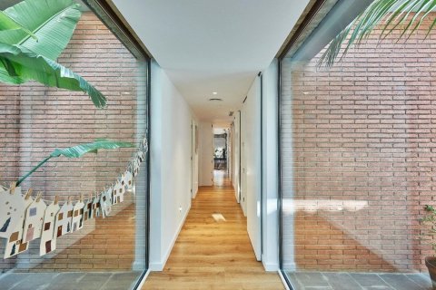 Сasa de 5 dormitorios en venta en Sant Vicenc De Montalt, Barcelona, Cataluña, Spain № 1426 - foto 9