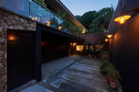 Сasa de 5 dormitorios en venta en Sant Vicenc De Montalt, Barcelona, Cataluña, Spain № 1426 - foto 23