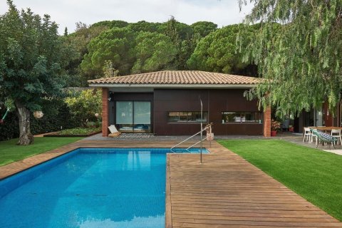 Сasa de 5 dormitorios en venta en Sant Vicenc De Montalt, Barcelona, Cataluña, Spain № 1426 - foto 5