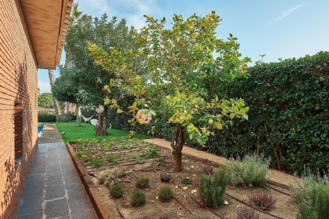Сasa de 5 dormitorios en venta en Sant Vicenc De Montalt, Barcelona, Cataluña, Spain № 1426 - foto 19