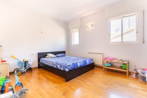 Сasa de 4 dormitorios en venta en Sant Cugat del Vallès, Barcelona, Cataluña, Spain № 1430 - foto 28