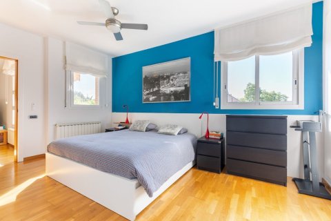 Сasa de 4 dormitorios en venta en Sant Cugat del Vallès, Barcelona, Cataluña, Spain № 1430 - foto 22