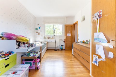 Сasa de 4 dormitorios en venta en Sant Cugat del Vallès, Barcelona, Cataluña, Spain № 1430 - foto 29