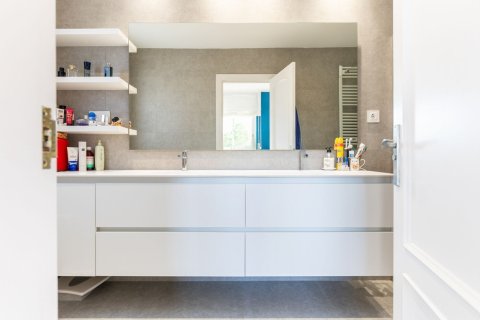 Сasa de 4 dormitorios en venta en Sant Cugat del Vallès, Barcelona, Cataluña, Spain № 1430 - foto 26