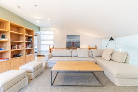 Сasa de 4 dormitorios en venta en Sant Cugat del Vallès, Barcelona, Cataluña, Spain № 1430 - foto 18