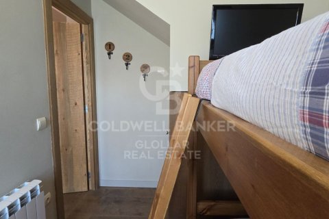 Сasa de 3 dormitorios en alquiler en Gerona, Cataluña, Spain № 8001 - foto 21