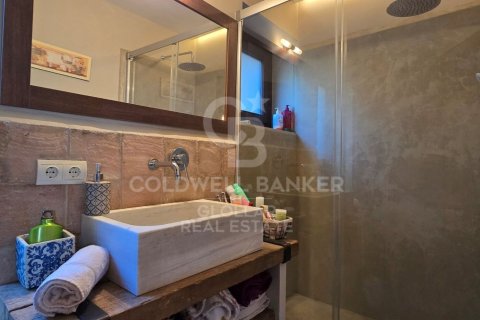 Сasa de 3 dormitorios en alquiler en Gerona, Cataluña, Spain № 8001 - foto 19