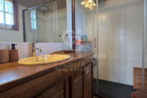Apartamento de 3 dormitorios en alquiler en Cataluña, Spain № 8005 - foto 17