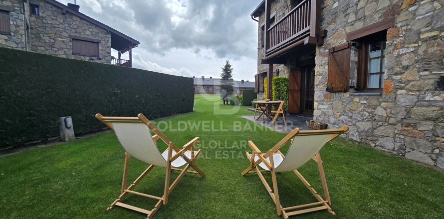 Apartamento de 3 dormitorios en alquiler en Cataluña, Spain № 8005
