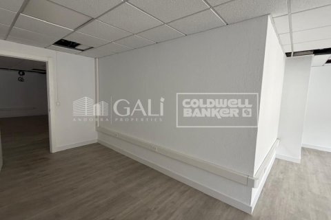 Снять в аренду офис в Андорра, Испания 146м², № 8003 - фото 9