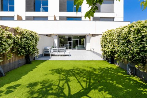 Villa de 4 dormitorios en venta en Sitges, Barcelona, Cataluña, Spain № 7129