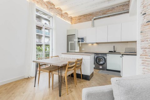 3 bedrooms apartment for sale in Barcelona, Catalonia, Spain № 7127 - photo 15