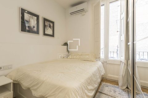 3 bedrooms apartment for sale in Barcelona, Catalonia, Spain № 7127 - photo 6