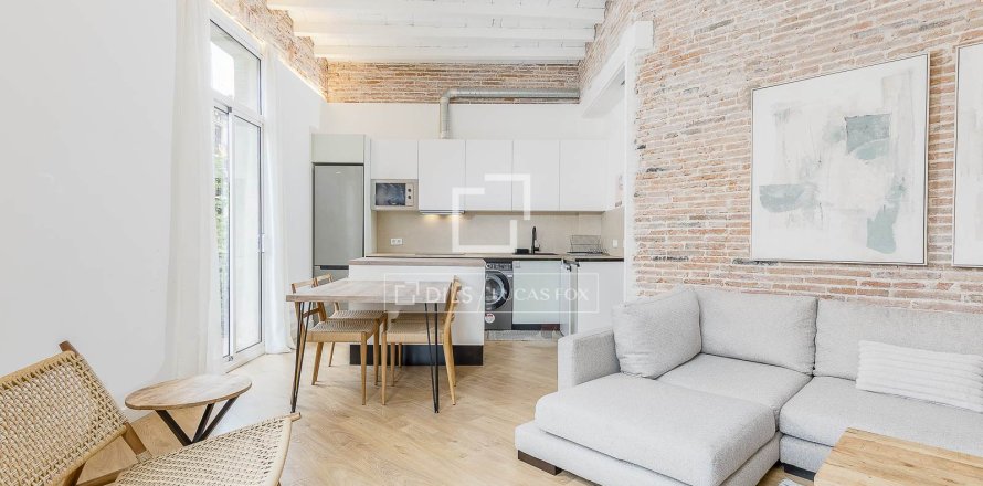 3 bedrooms apartment for sale in Barcelona, Catalonia, Spain № 7127
