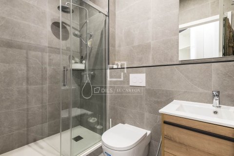 3 bedrooms apartment for sale in Barcelona, Catalonia, Spain № 7127 - photo 3