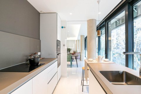 Купить квартиру в Барселона, Испания с 3 спальни, 148м², № 7128 - фото 20