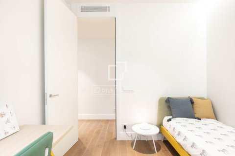 Купить квартиру в Барселона, Испания с 3 спальни, 148м², № 7128 - фото 4