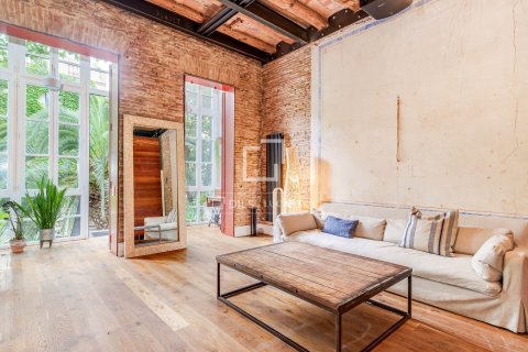 Купить квартиру в Барселона, Испания с 4 спальни, 226м², № 7125 - фото 4