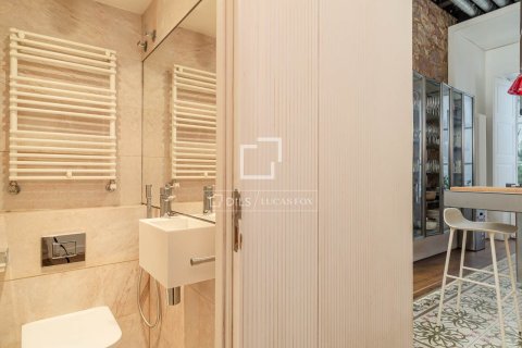 Купить квартиру в Барселона, Испания с 4 спальни, 226м², № 7125 - фото 11