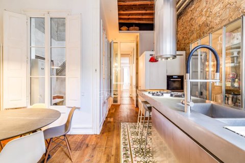 Купить квартиру в Барселона, Испания с 4 спальни, 226м², № 7125 - фото 22