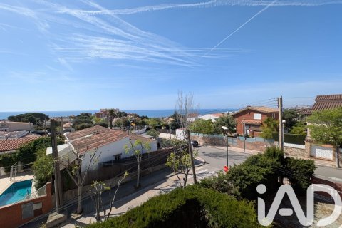 Casa adosada de 5 dormitorios en venta en El Masnou, Barcelona, Cataluña, Spain № 7414 - foto 19