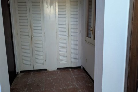 Casa adosada de 5 dormitorios en venta en El Masnou, Barcelona, Cataluña, Spain № 7414 - foto 3