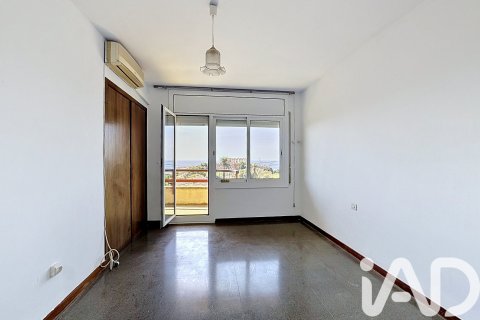 Casa adosada de 5 dormitorios en venta en El Masnou, Barcelona, Cataluña, Spain № 7414 - foto 9