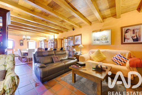 Купить дом в Амер, Испания с 6 спален, 720м², № 7412 - фото 11