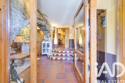 Купить дом в Амер, Испания с 6 спален, 720м², № 7412 - фото 17
