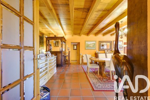 Купить дом в Амер, Испания с 6 спален, 720м², № 7412 - фото 14