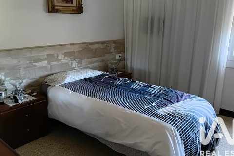 522 sq.m. villa for sale in Olot, Girona, Catalonia, Spain № 7417 - photo 7