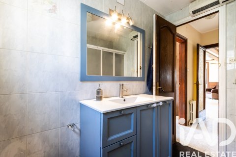 Сasa de 6 dormitorios en venta en La Roca del Vallès, Barcelona, Cataluña, Spain № 7418 - foto 12