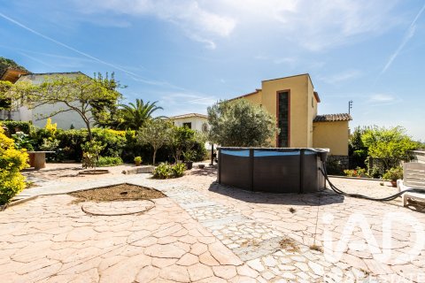Сasa de 6 dormitorios en venta en La Roca del Vallès, Barcelona, Cataluña, Spain № 7418 - foto 29
