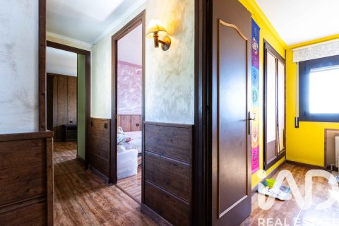 Сasa de 6 dormitorios en venta en La Roca del Vallès, Barcelona, Cataluña, Spain № 7418 - foto 8