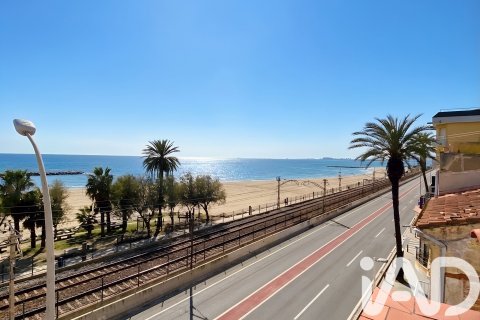Сasa de 4 dormitorios en venta en Premia De Mar, Barcelona, Cataluña, Spain № 7413 - foto 29