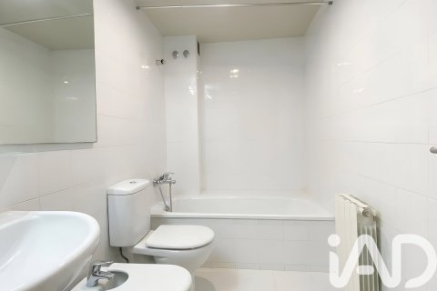 Сasa de 4 dormitorios en venta en Premia De Mar, Barcelona, Cataluña, Spain № 7413 - foto 8