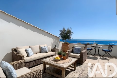 Сasa de 4 dormitorios en venta en Premia De Mar, Barcelona, Cataluña, Spain № 7413