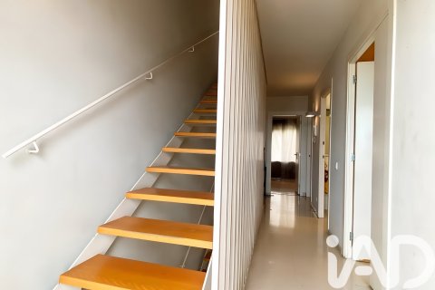 Сasa de 4 dormitorios en venta en Premia De Mar, Barcelona, Cataluña, Spain № 7413 - foto 5