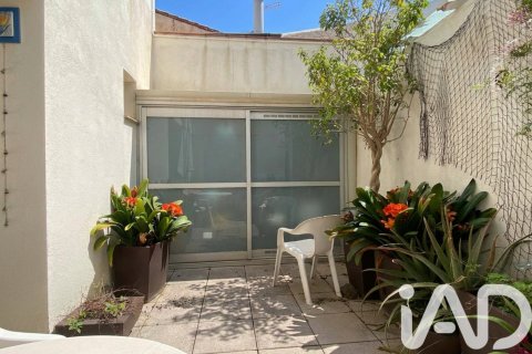 Сasa de 4 dormitorios en venta en Premia De Mar, Barcelona, Cataluña, Spain № 7413 - foto 20