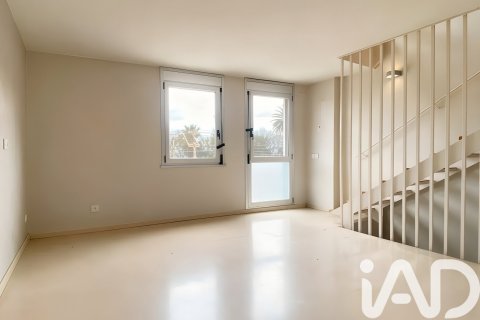 Сasa de 4 dormitorios en venta en Premia De Mar, Barcelona, Cataluña, Spain № 7413 - foto 23