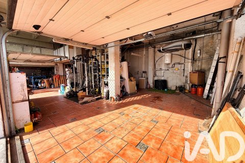 Сasa de 5 dormitorios en venta en Vallirana, Barcelona, Cataluña, Spain № 7415 - foto 4